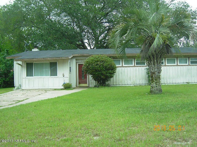 6884 Cinderella Rd, Jacksonville, FL 32210 - photo 1