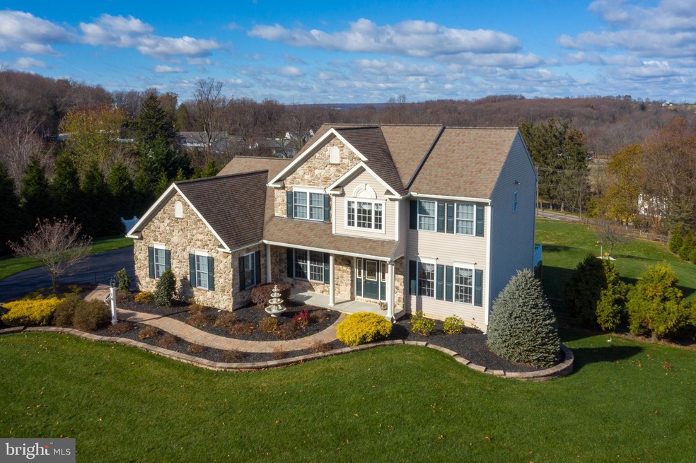 25 Pine Tree Dr, Honey Brook, PA 19344 - photo 1