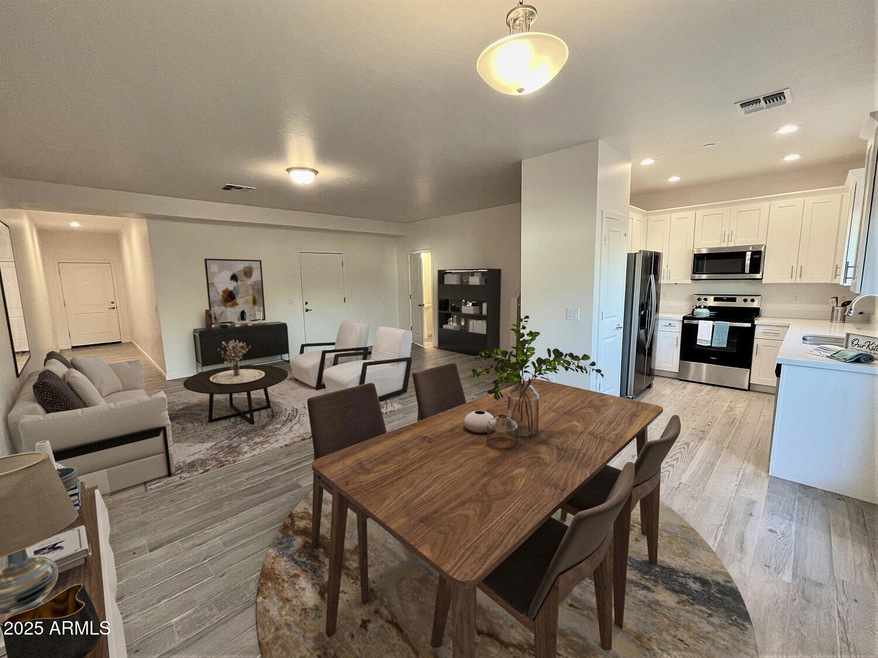 701 N Mcqueen Rd unit 12, Chandler, AZ 85225 - photo 1