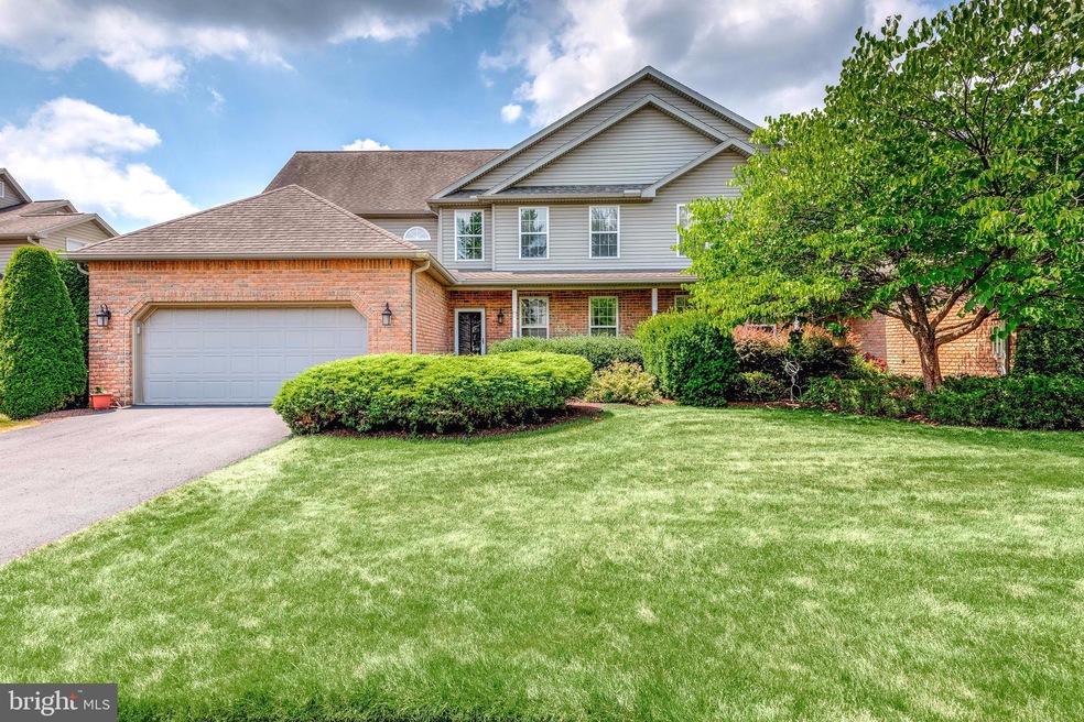 522 Bridgeview Dr, Lemoyne, PA 17043 - photo 1