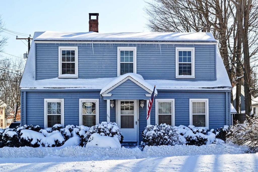 660 Dennett St, Portsmouth, NH 03801 - photo 1