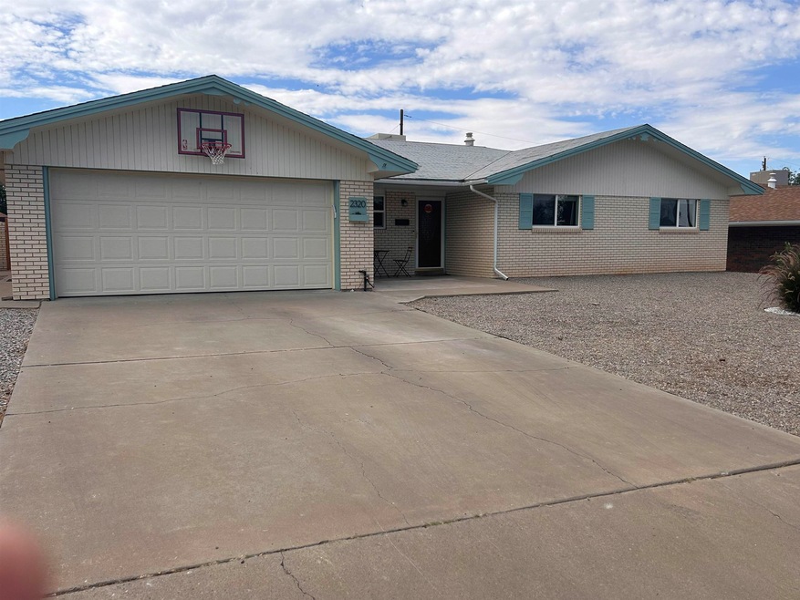 2320 19th St, Alamogordo, NM 88310 - photo 1