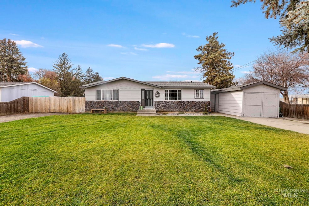 1859 Elmwood Rd, Gooding, ID 83330 - photo 1