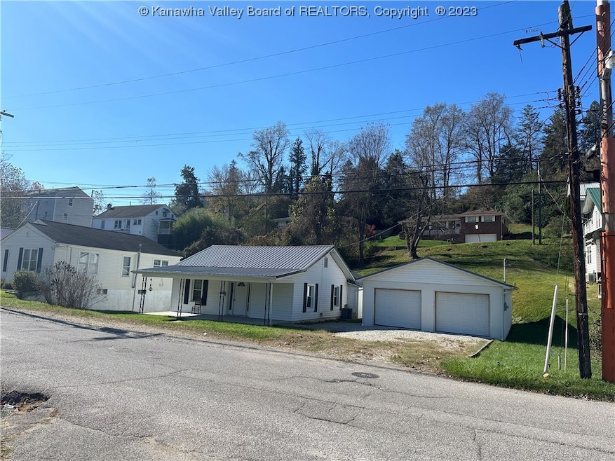 127 Josephine Ave, Madison, WV 25130 MLS 267706