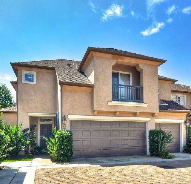 Great location within the neighborhood. Very priva