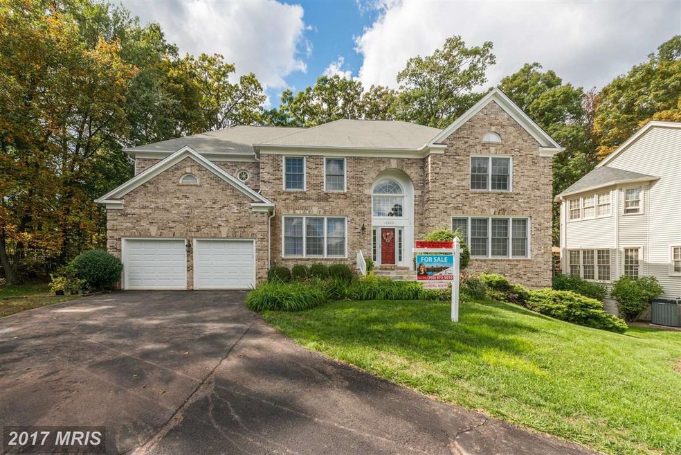 13206 Franklin View Ct, Fairfax, VA 22033 - photo 1