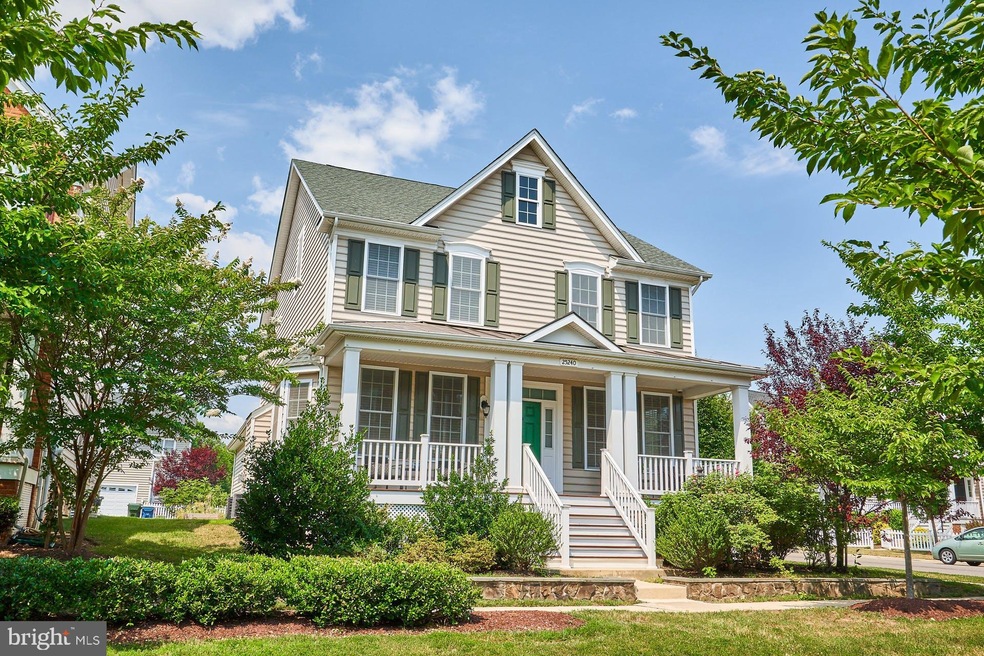 25240 Edenfield Ln, Chantilly, VA 20152 - photo 1