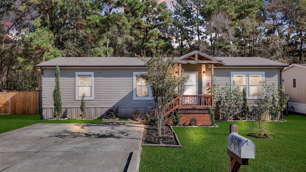 33162 Mckinley Cir, Magnolia, TX 77354 - photo 1