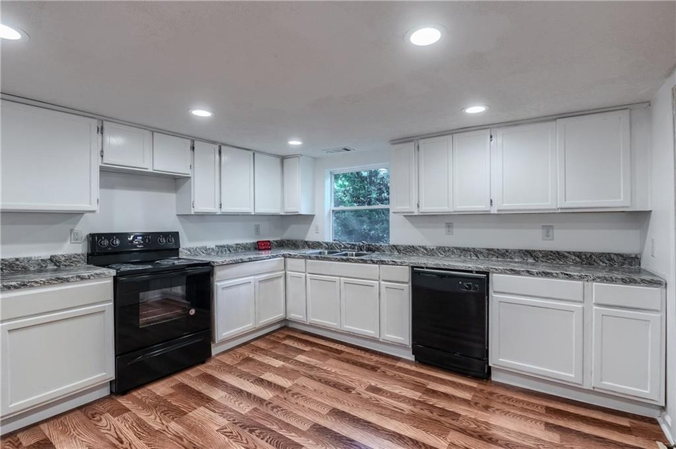 Kitchen  beautiful and spacious!