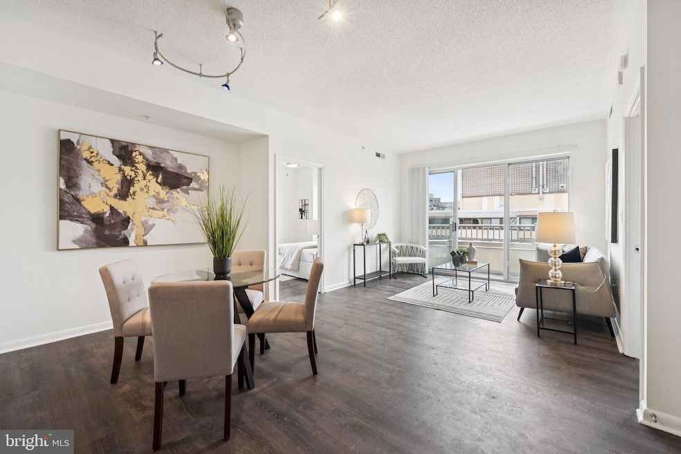 For Sale $625,000 • Co-Listing Agent