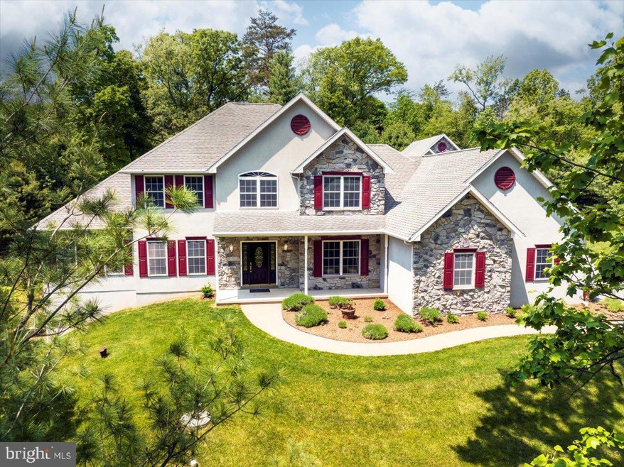 9 Hidden Pond Dr, Reading, PA 19607 - photo 1