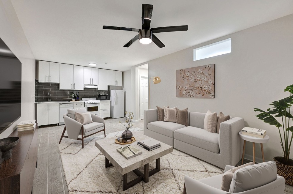 1603 Welch St unit 8, Houston, TX 77006 - photo 1