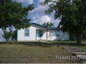 808 Hackberry St, Copperas Cove, TX 76522 - photo 1