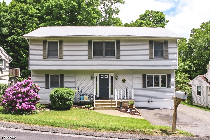 125 Omaha Ave, Rockaway, NJ 07866 - photo 1