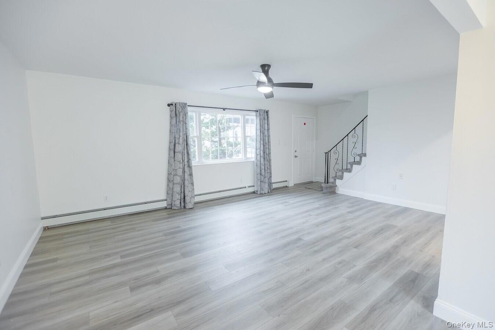 923 Church St unit 921, Bohemia, NY 11716 - photo 1