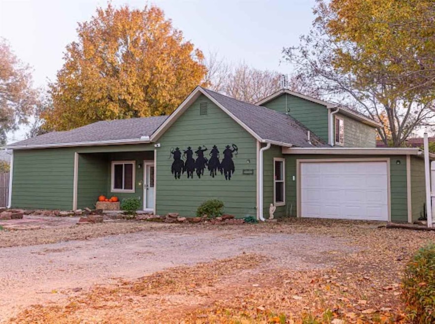 For Rent $1,600/month