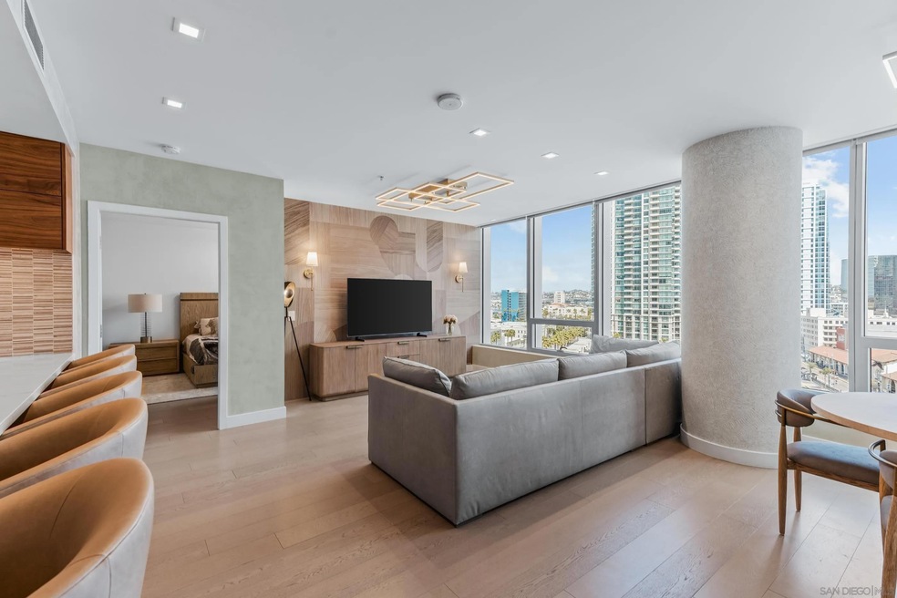 Pacific Gate unit 1106, San Diego, CA 92101 - photo 1