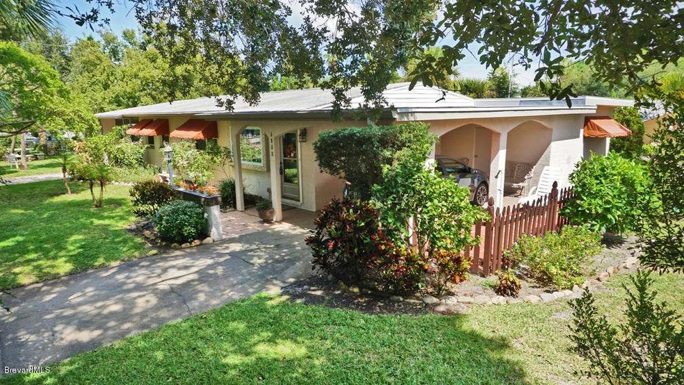 6808 Poinsetta Ave-5