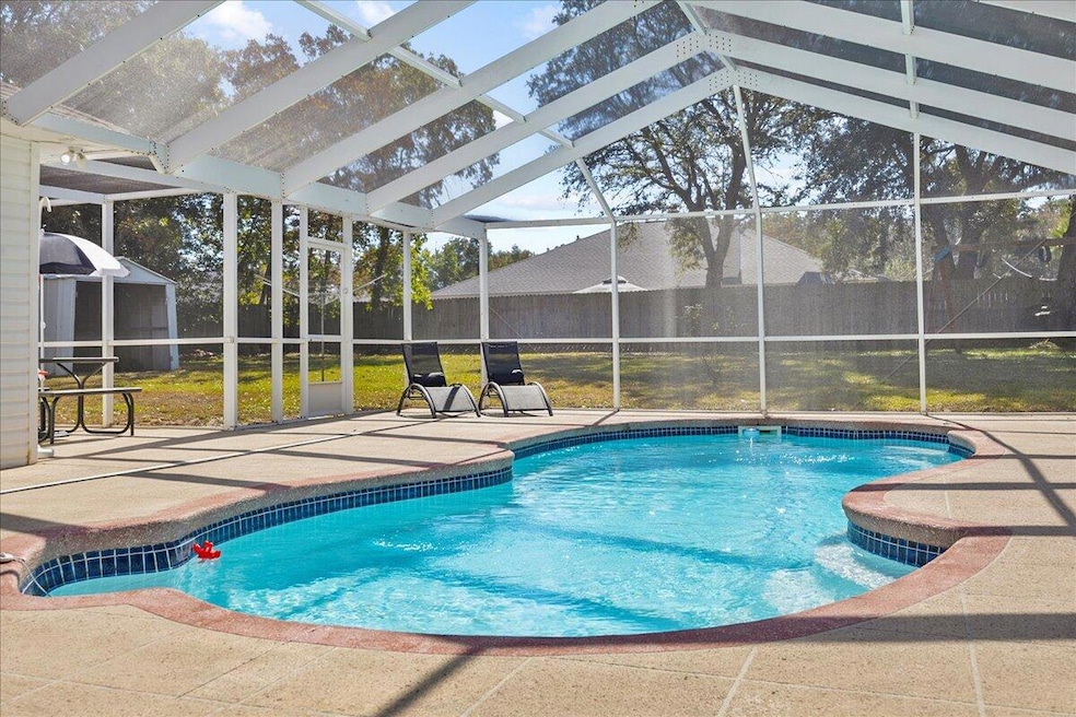 7231 Manatee St, Navarre, FL 32566 - photo 1