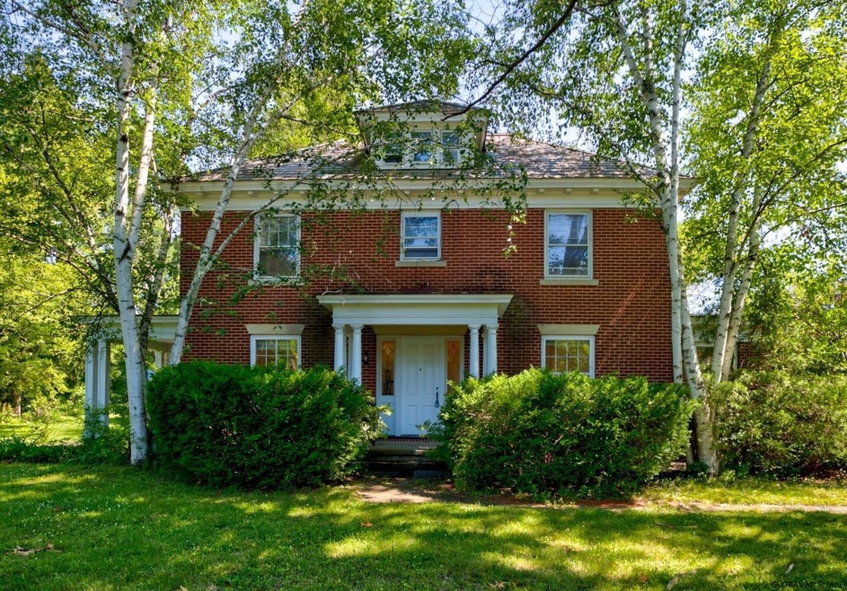 2727 Troy Schenectady Rd, Schenectady, NY 12309 - photo 1