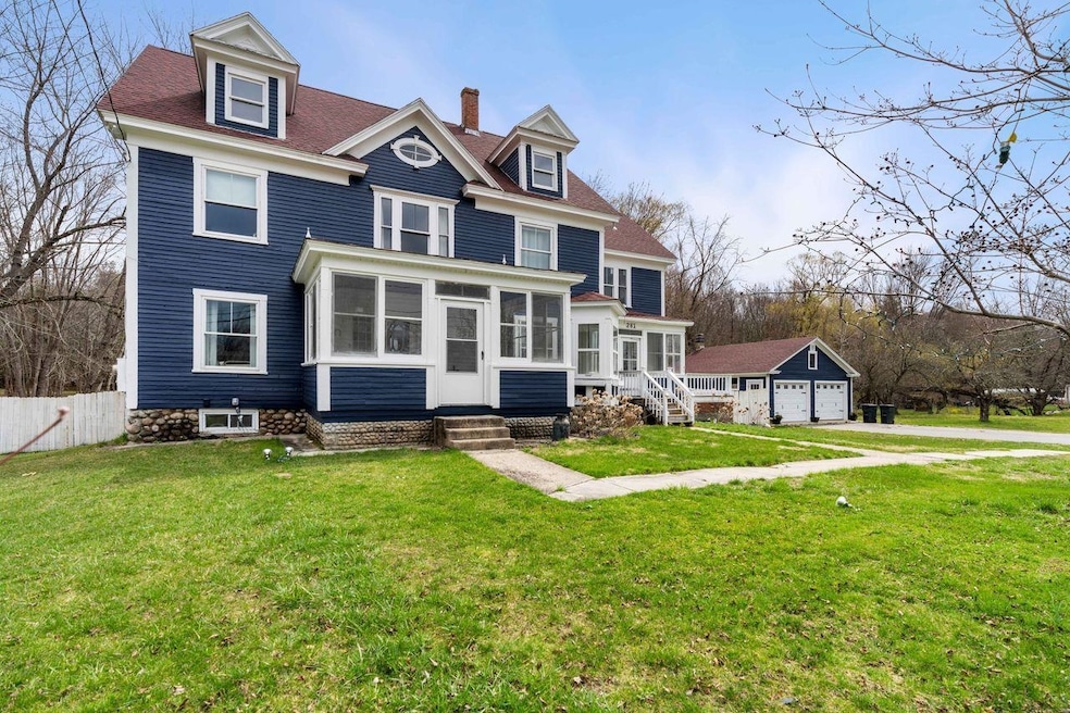 281 Charles Bancroft Hwy, Litchfield, NH 03052 - photo 1