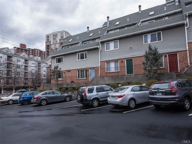 61 Grove St unit B, Stamford, CT 06901 - photo 1