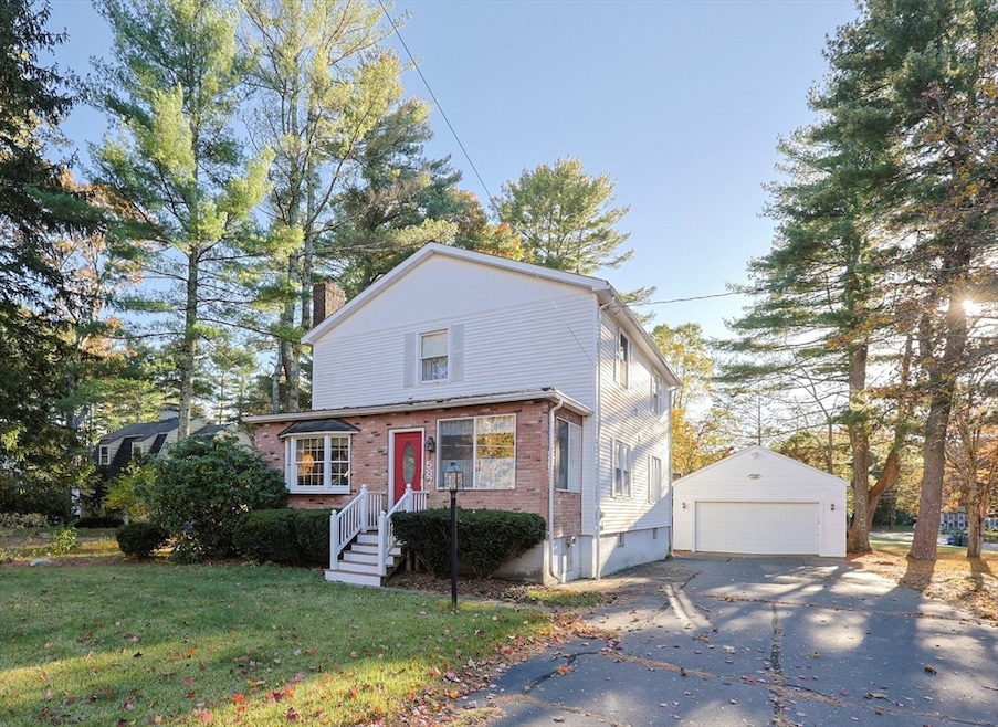 587 Common St, Walpole, MA 02081 - photo 1