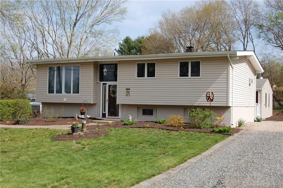 3 Thompson St, Ledyard, CT 06339 - photo 1