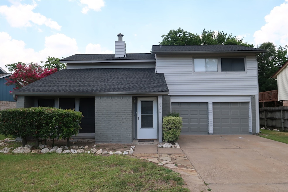 15326 Mcconn St, Webster, TX 77598 - photo 1