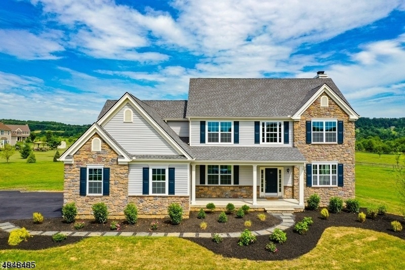 15 Highlands Way, Phillipsburg, NJ 08865 - photo 1