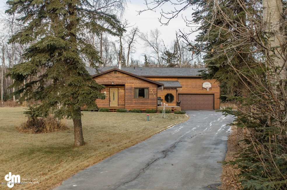 2705 E Fallbrooks Ave Wasilla-large-001-