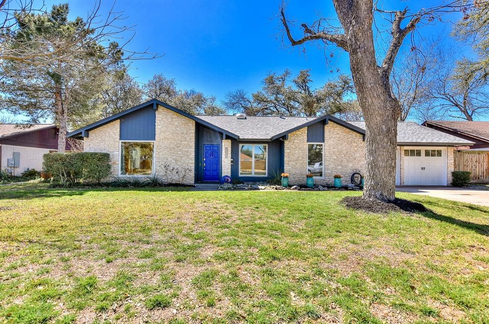 1011 Quail Park Dr, Austin, TX 78758 - photo 1