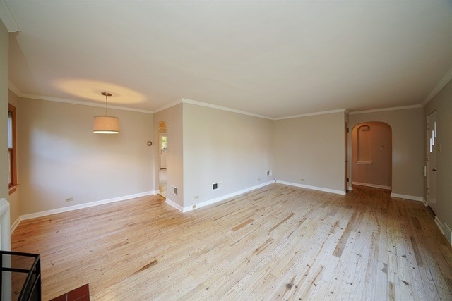 160 E Crescent Ave, Elmhurst, IL 60126 - photo 1