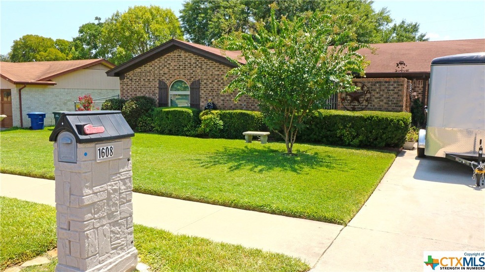 1608 Hughes Ave, Copperas Cove, TX 76522 - photo 1