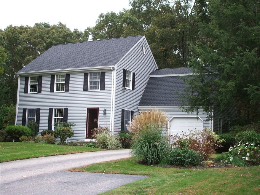 211 Sweet Allen Farm Rd, Wakefield, RI 02879 - photo 1