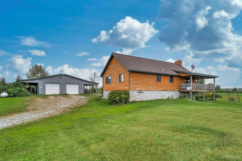 Under Contract $325,000 • Co-Listing Agent
