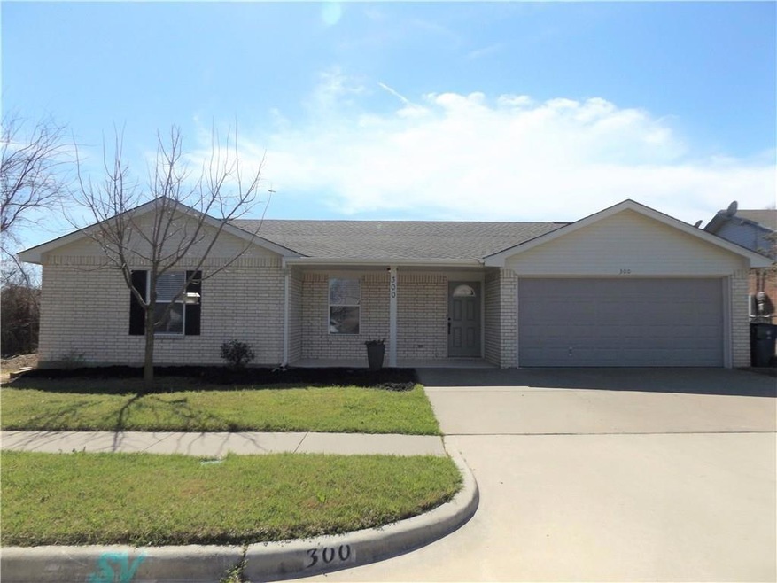 300 Kathy Ln, Granbury, TX 76049 - photo 1