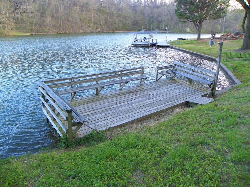 77 Lancaster Dr, Bella Vista, AR 72715 - photo 1