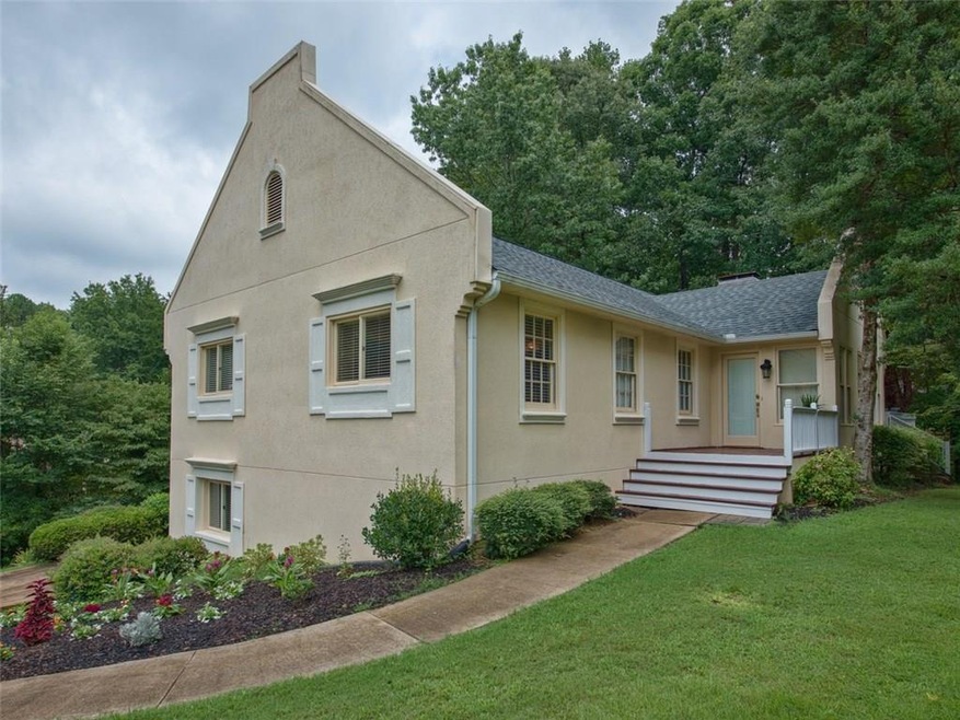 2562 Greyfield Ct NE, Marietta, GA 30062 - photo 1