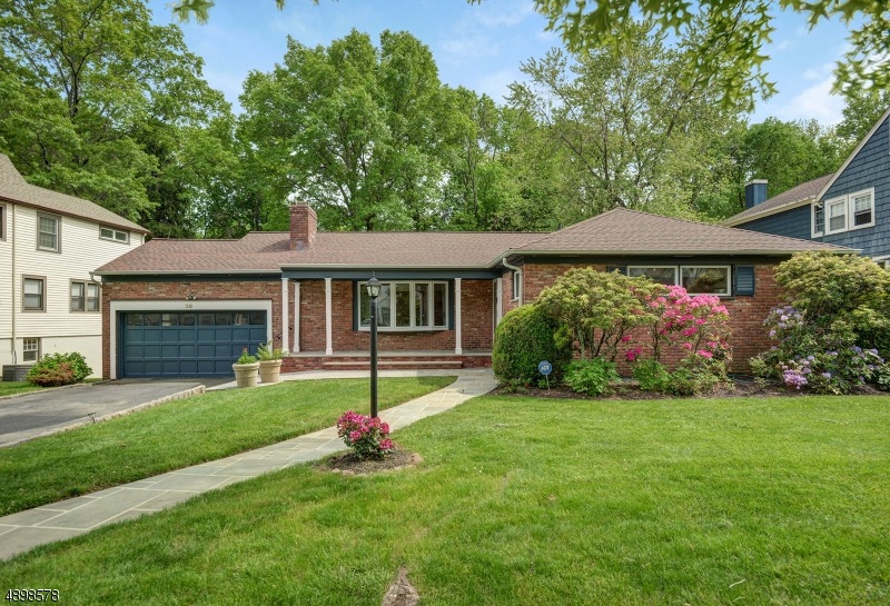 38 Greenwood Dr, Millburn, NJ 07041 - photo 1