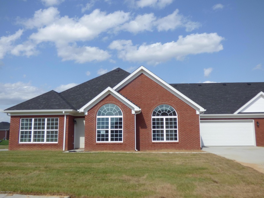 220 W Woodlake Cir, Mount Washington, KY 40047 - photo 1