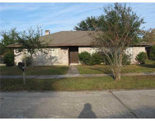 126 Brittany Ln, Slidell, LA 70458 - photo 1