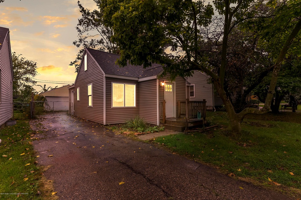 2615-West-Kalamazoo-Street-WindowStill-R