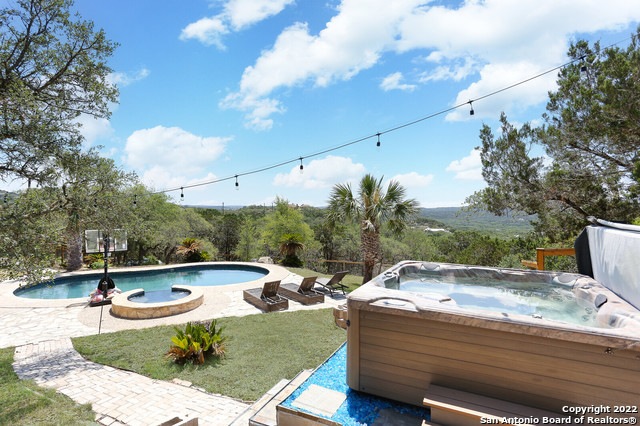 18734 Helotes Ridge, Helotes, TX 78023 - photo 1