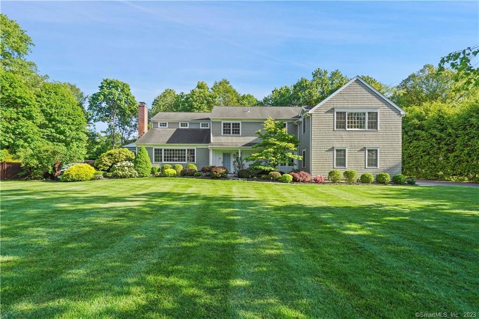 34 Summit Ridge Rd, New Canaan, CT 06840 - photo 1