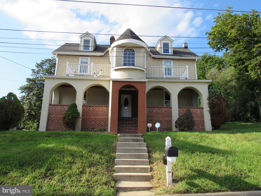 226 Elizabeth Ave, Halethorpe, MD 21227 - photo 1