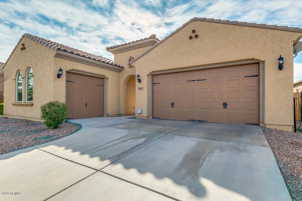 11121 E Tumbleweed