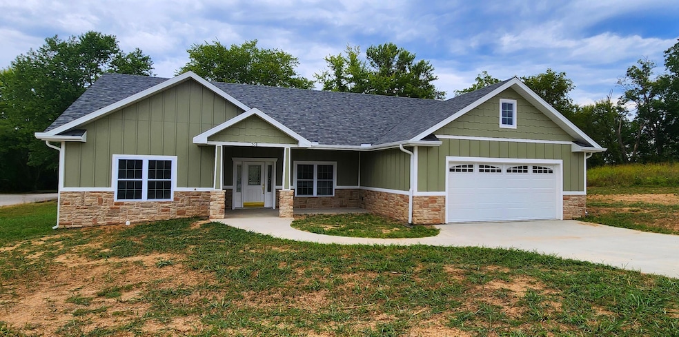 For Sale $325,000 • Co-Listing Agent