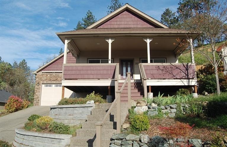 287 Independence Dr, Grants Pass, OR 97527 - photo 1