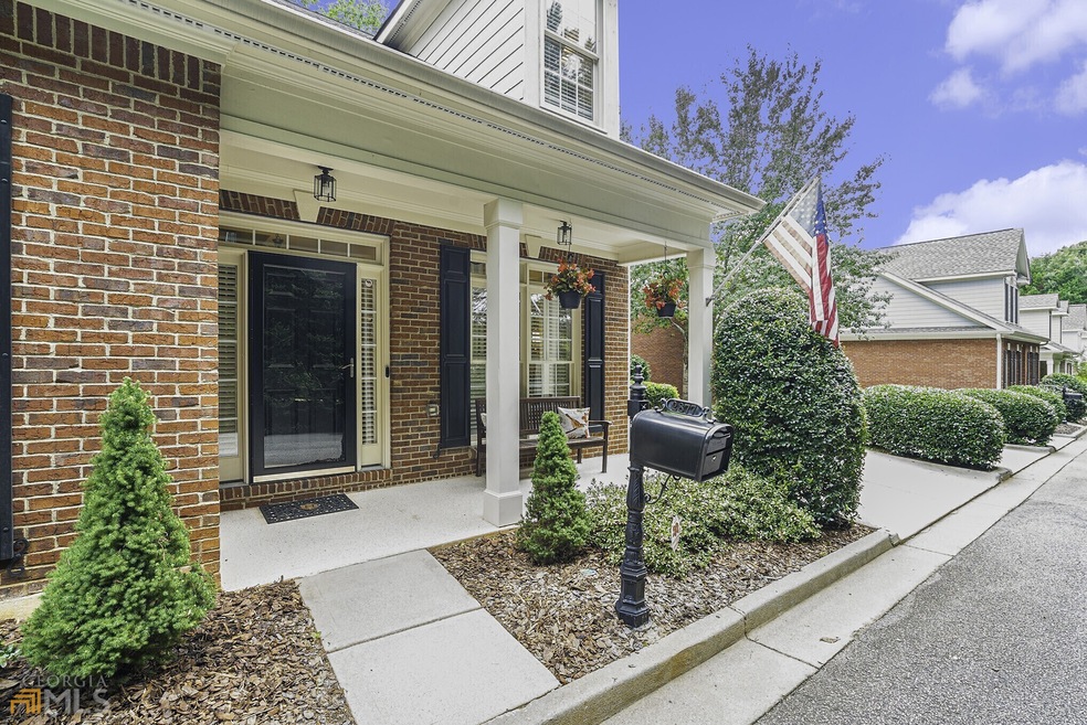 Welcome home! Is it a townhouse - or a single-fami